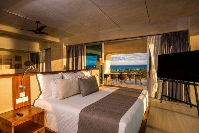 The first Hyatt Vivid all-inclusive resort opens in Cancun - thepointsguy.com - Los Angeles - France - Japan - Austin
