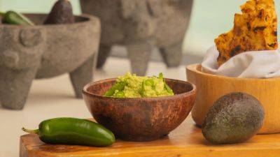 How To Make Perfect Guacamole—According To A Los Cabos Resort’s Recipe - forbes.com - Mexico