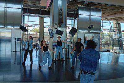 Landing at San Diego's airport: Percussive dance performance inspired by the passengers - thepointsguy.com - county San Diego