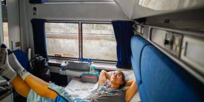 I spent $1,000 for a 30-hour Amtrak ride in a private bedroom. Take a look inside the 45-square-foot space with its own bathroom. - insider.com - city Miami