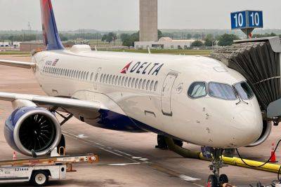 Delta unveils more than 50 special nonstop flights for college football season - thepointsguy.com - city Las Vegas - city Atlanta - city Birmingham - state Florida - state Alabama - state Indiana - city Tallahassee