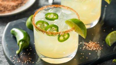 How To Make A Perfect Spicy Margarita—According To Hotel Bartenders - forbes.com - city New York - Santa Fe - state New Mexico
