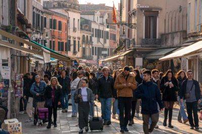Travelers Should Be Extra Mindful of Pickpockets in These European Countries, Study Shows - travelandleisure.com - Spain - Germany - France - Italy - Ireland - Britain - city Dublin - city Rome - county Florence - city Milan