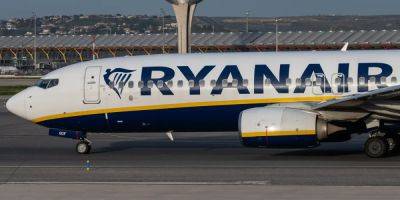 Passengers got into an argument so heated about switching seats that their Ryanair flight had to turn back after just a few minutes - insider.com - Morocco