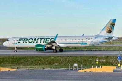 Frontier slashes midweek flying and delays new jets but insists things are looking up - thepointsguy.com