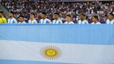 Paris Olympics: Argentina players jeered by crowd during heated football quarterfinal against France - euronews.com - Spain - Morocco - France - Italy - Usa - Canada - Serbia - Argentina - Egypt