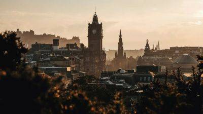 Edinburgh tourist tax expected to raise nearly €60 million a year for city upgrades - euronews.com - city Amsterdam - city Berlin - Britain - Scotland