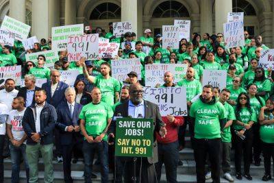 New York City Hotels Protest Licensing Bill - skift.com - city Boston - city Chicago - county Hall