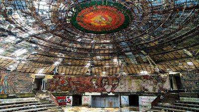 Bulgarian Communist monument that attracts 50,000 urban explorers a year eyed as tourism attraction - euronews.com - Eu - Bulgaria