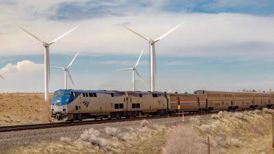 52 Hours Aboard the California Zephyr, the Longest Train Ride in the US - cntraveler.com - Usa - state Colorado - state Nevada - state California - city Chicago - state Indiana - county Sierra - state Illinois - county Boulder