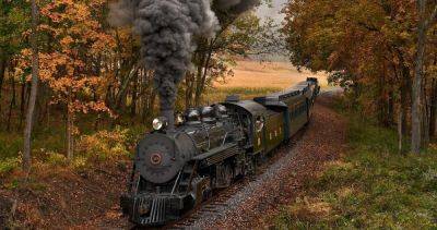 This Historic Pennsylvania Train Ride Showcases the 'Holy Grail of Fall Foliage' - matadornetwork.com - Usa - state Pennsylvania