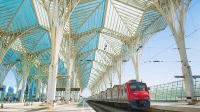 The Train Is the Best Way To See Portugal's Stunning Landscapes From Lisbon To Porto - matadornetwork.com - Portugal - city Lisbon, Portugal - city Lisboa