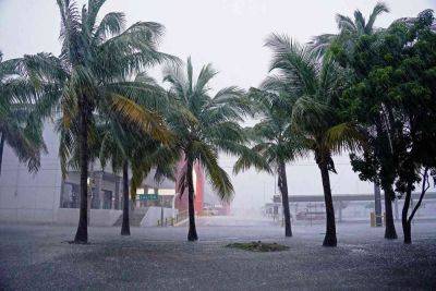 Airports Close, Hundreds of Flights Canceled as Hurricane Helene Barrels Toward Florida - travelandleisure.com - Usa - Mexico - state Florida